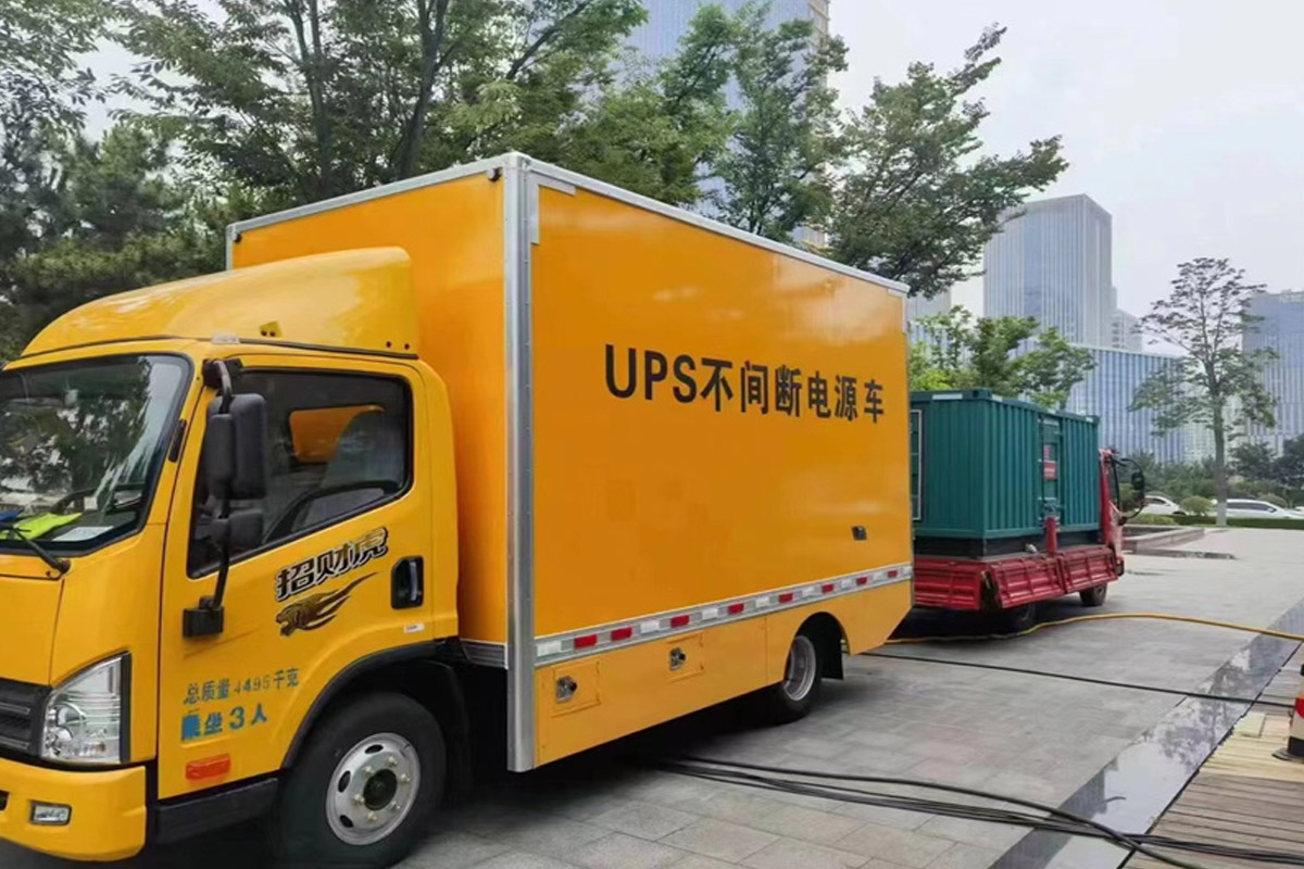 市中发电机租赁施工现场